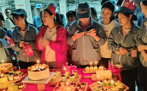 感恩相遇，共悅生辰